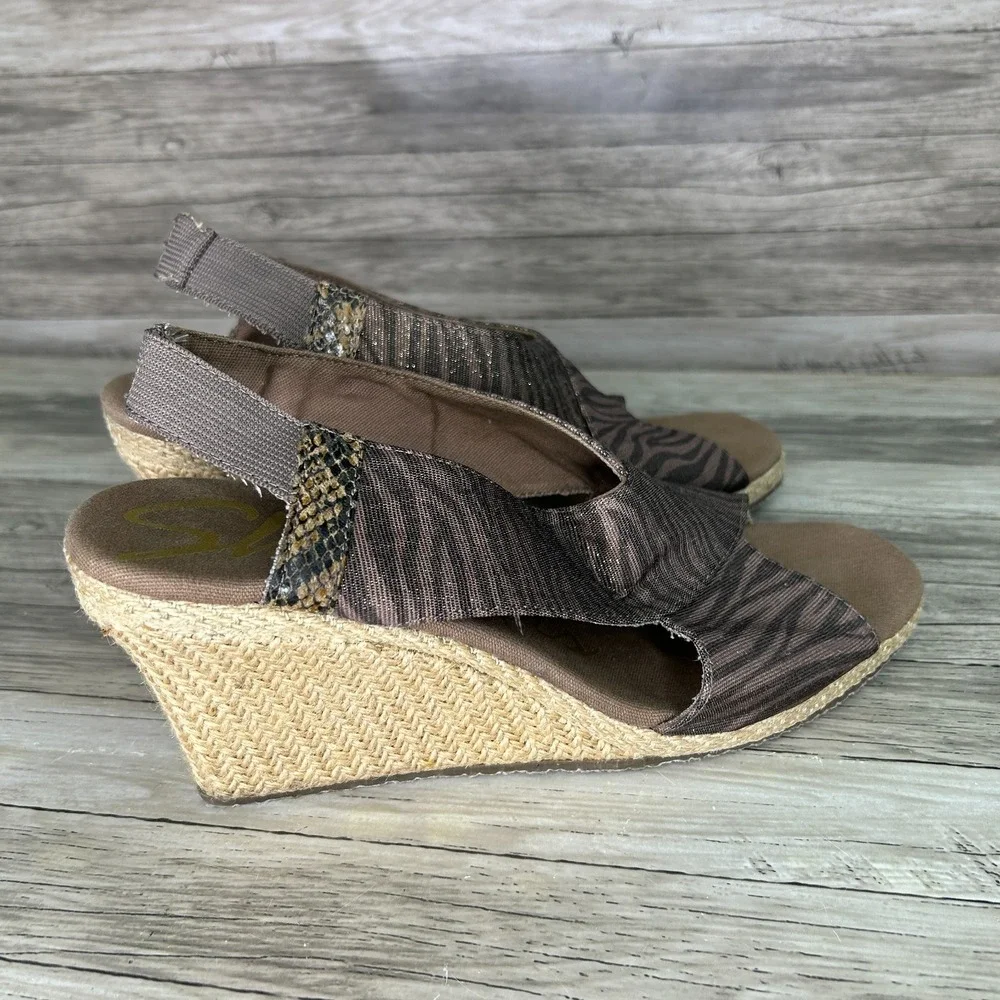 Skechers Wedge Sandals Womens 9 Espadrille Slip On Zebra Animal